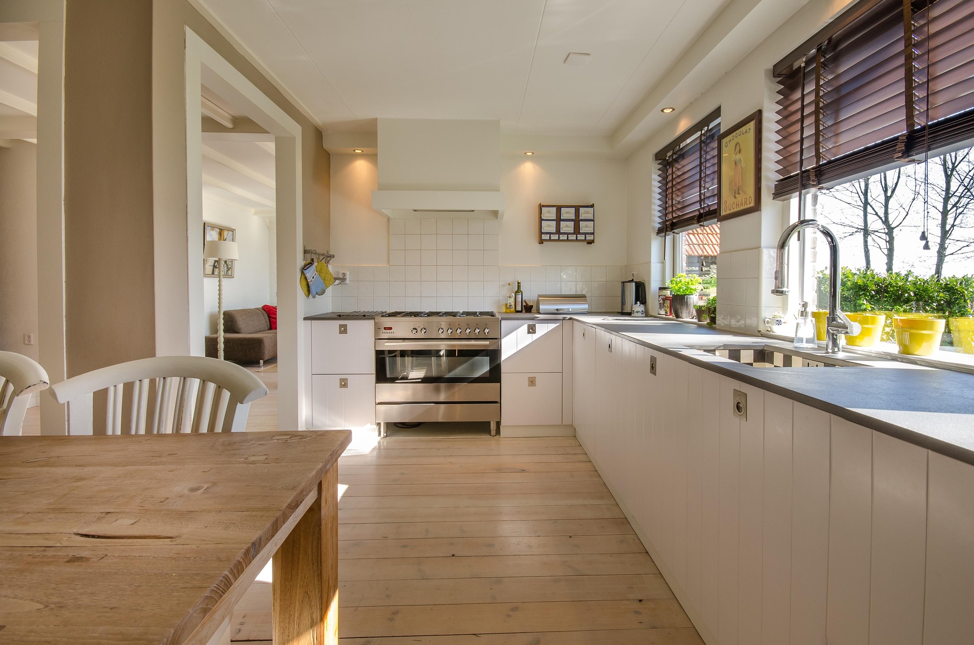 clickerhappy-kitchen-2165756_1920